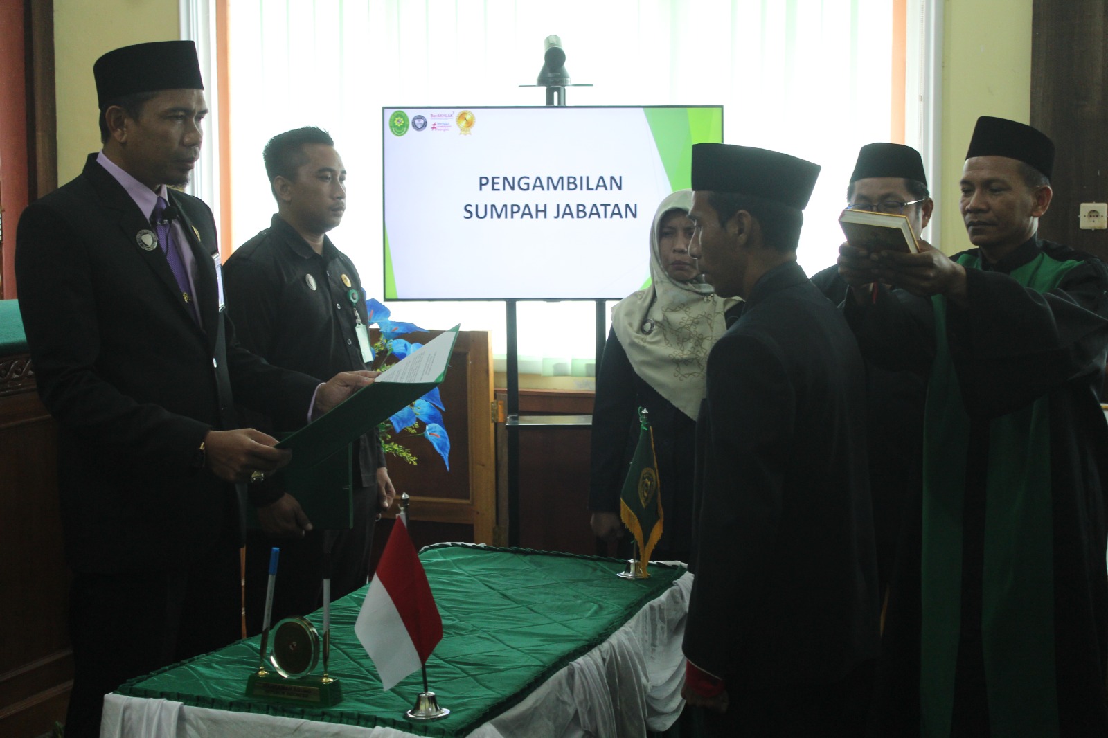 Pelantikan Dan Pengambilan Sumpah Jabatan Kasubag Umum Dan Keuangan